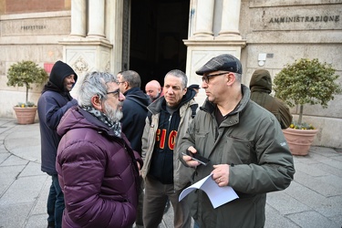 Genova, prefettura - incontro tra rappresentanti sindacali ILVA 