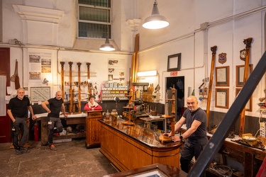 Genova, laboratorio in via S Bartolomeo degli Armeni - restauro 
