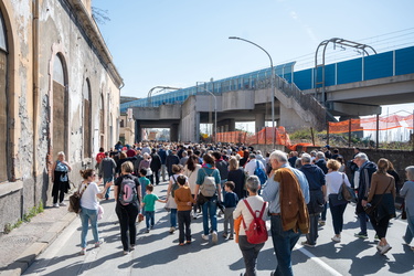 Genova, manifestazione da Pra a Pegli per dire no alla fabbrica 