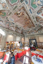 Genova - libreria antiquaria in Via Garibaldi 10