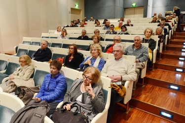 Genova, auditorium Carlo Felice - incontro pubblico con medici s