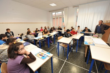 Genova - Lagaccio - scuola statate Duca degli Abruzzi