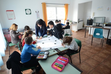 Genova, provincia entroterra - Tiglieto - scuola elementare con 