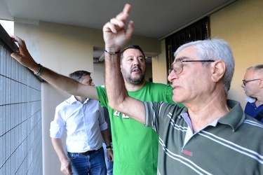 Genova - leader Lega Nord Matteo Salvini in visita al quartiere 