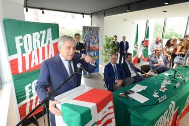 Genova - evento Forza Italia negli spazi della concessionaria di