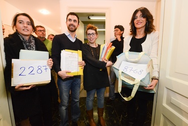consegna firme primarie PD 30112014
