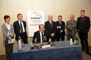 Genova - conferenza stampa di Antonio Di Pietro, partito italia 