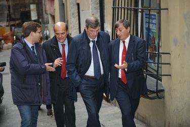 Genova - segretario PD Bersani chiude campagna per le primarie n