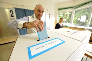 Genova - il primo giorno delle elezioni amministrative
