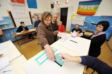Genova - elezioni regionali Marzo 2010 - genovesi al voto