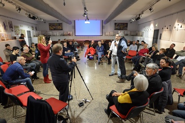 Genova, sala CAP Porto - assemblea movimento 5 stelle
