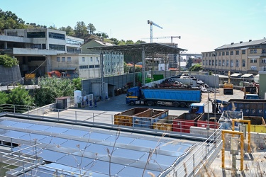 Genova, via Borzoli - azienda ferrometal