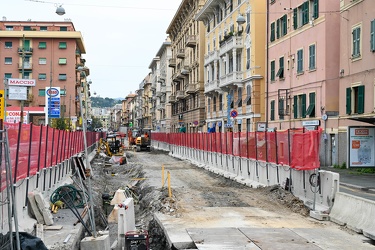 Genova, via Cornigliano - cantiere nel tratto a ponente della st