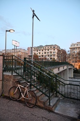 Genova, quartiere Marassi - davanti piazza Firpo, passerella pon