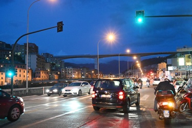 Genova, lungo Bisagno - viadotto autostradale sulla Valbisagno, 