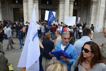 Genova - palazzo Regione Piazza De Ferrari - manifestazione asco