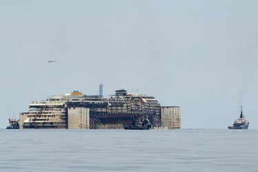 Costa Concordia - terzo giorno di navigazione verso Genova - la 
