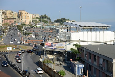 Genova - in attesa di Papa Francesco, a due giorni dalla visita