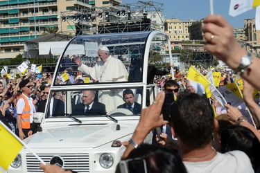 Genova - la messa di Papa Francesco in Piazzale Kennedy