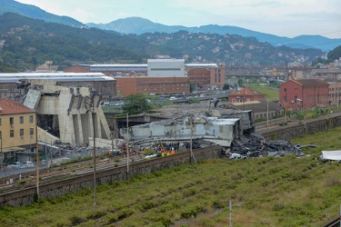 Genova - crollo di ponte Morandi - il primo giorno - giorno uno 
