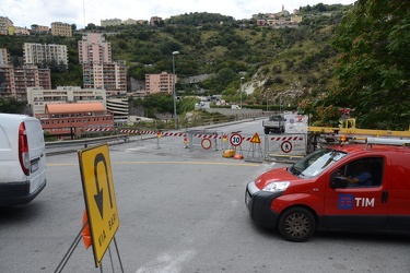 Genova - quartiere lagaccio - la chiusura definitiva del ponte d