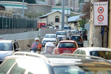 Genova - traffico intenso dopo crollo ponte Morandi