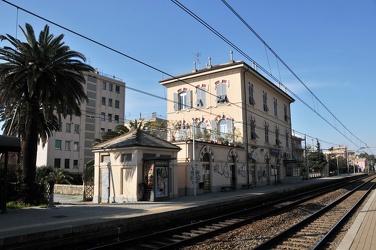 stazione di Genova Quinto