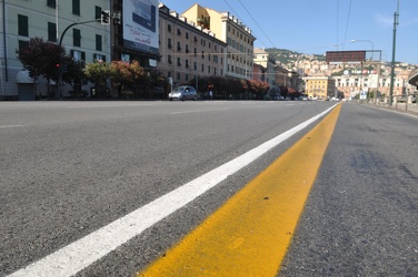 Genova - strisce gialle - via Milano e Via Buozzi