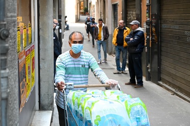 Genova - emergenza coronavirus - tema spesa sabato pomeriggio