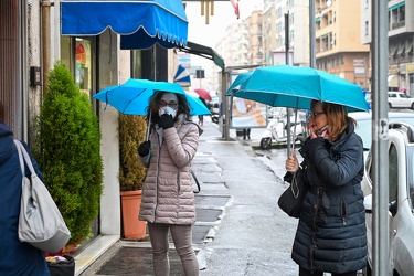 Genova, secondo giorno dopo stretta emergenza coronavirus