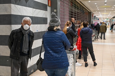 Genova, secondo giorno dopo stretta emergenza coronavirus