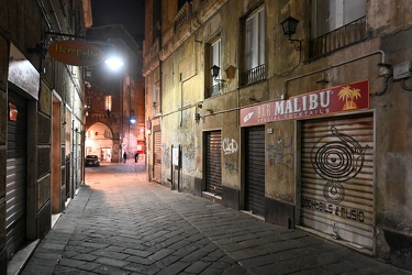 Genova, terzo giorno dopo stretta emergenza coronavirus - i luog