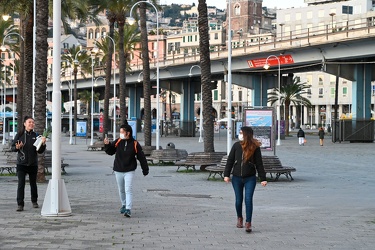 Genova - domenica pomeriggio al porto antico