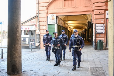 Genova - un'altra giornta di emergenza coronavirus, mercoledi 18