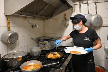 Genova, centro - ristoratori si organizzano per take away fase 2