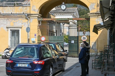 Genova, cimitero Staglieno - mattina congestionata a causa della