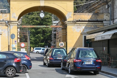 Genova, cimitero Staglieno - mattina congestionata a causa della