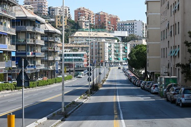 Genova, strade deserte, inizia una nuova settimana di emergenza