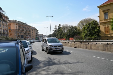 Genova, strade deserte, inizia una nuova settimana di emergenza