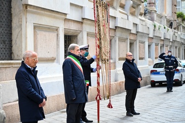 Genova, palazzo Tursi - osservato un minuto di silenzio in ricor