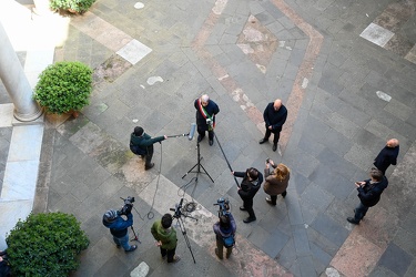 Genova, palazzo Tursi - osservato un minuto di silenzio in ricor