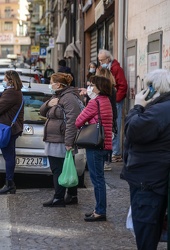 emergenza coronavirus gente vigilia Pasqua 11042020