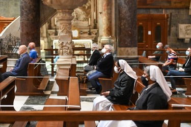 Genova, cattedrale San Lorenzo - la prima messa dopo due mesi di