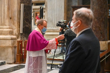 Genova, cattedrale San Lorenzo - la prima messa dopo due mesi di