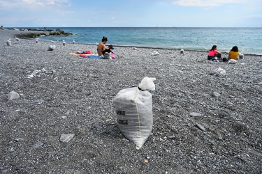 Genova, situazione spiagge libere