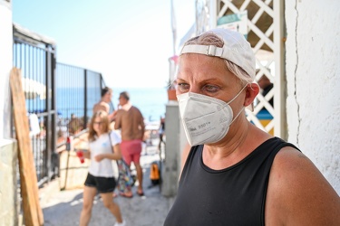 Genova, domenica di agosto sulle spiagge