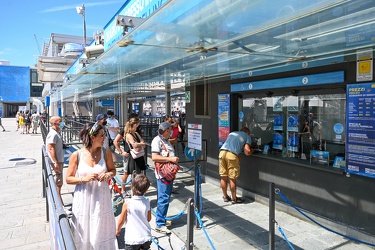 Genova, iniziano a tornare i primi turisti