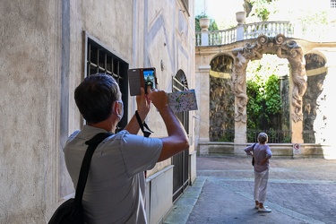 Genova, iniziano a tornare i primi turisti