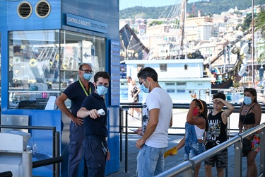 Genova, iniziano a tornare i primi turisti