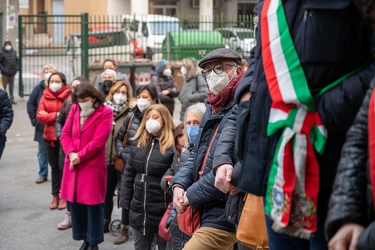 Genova, plesso scolastico Teglia - assemblea in cortile su probl